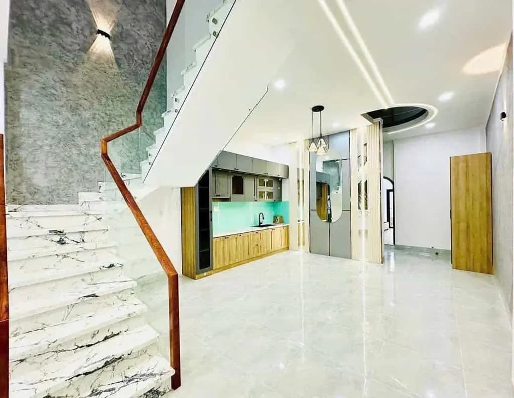 Main-Chính chủ cần bán gấp căn nhà lầu cuối đường Huỳnh Văn Nghệ nối dài DT768-3