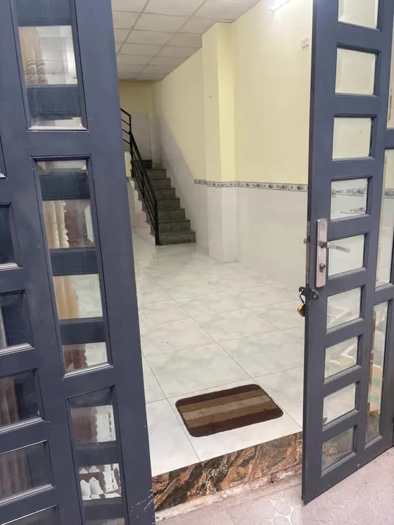 Main-Cho thuê nhà 2 phòng ngủ gần chợ nhỏ Tân Hiệp giá chỉ 4,8triệu-1