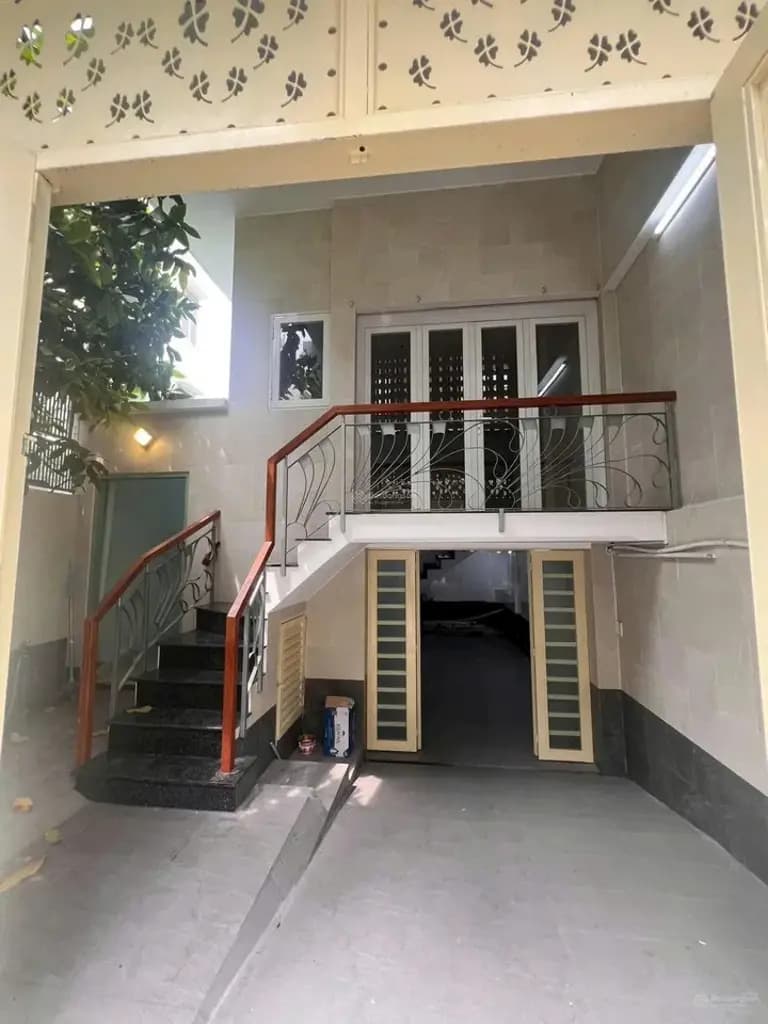 Main-Nhà cho thuê căn góc Cư Xá Lữ Gia, Quận 11, 6 x 14m, Hầm 3 Lầu, 35 triệu/tháng-1