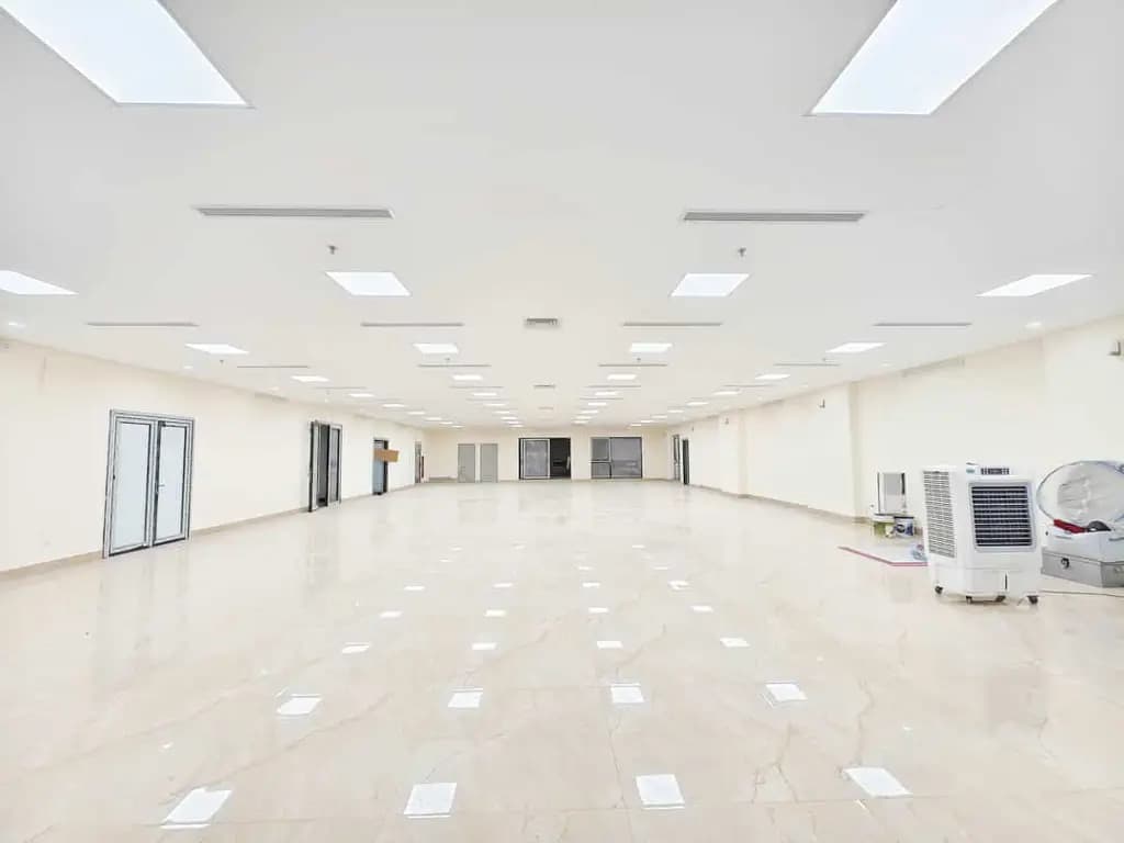 Main-MẶT BẰNG THƯƠNG MẠI 350M² TẦNG 1 LÔ GÓC MẶT TIỀN, VỊ TRÍ ĐẮC ĐỊA  NHẤT TẠI LÊ VĂN LƯƠNG-3