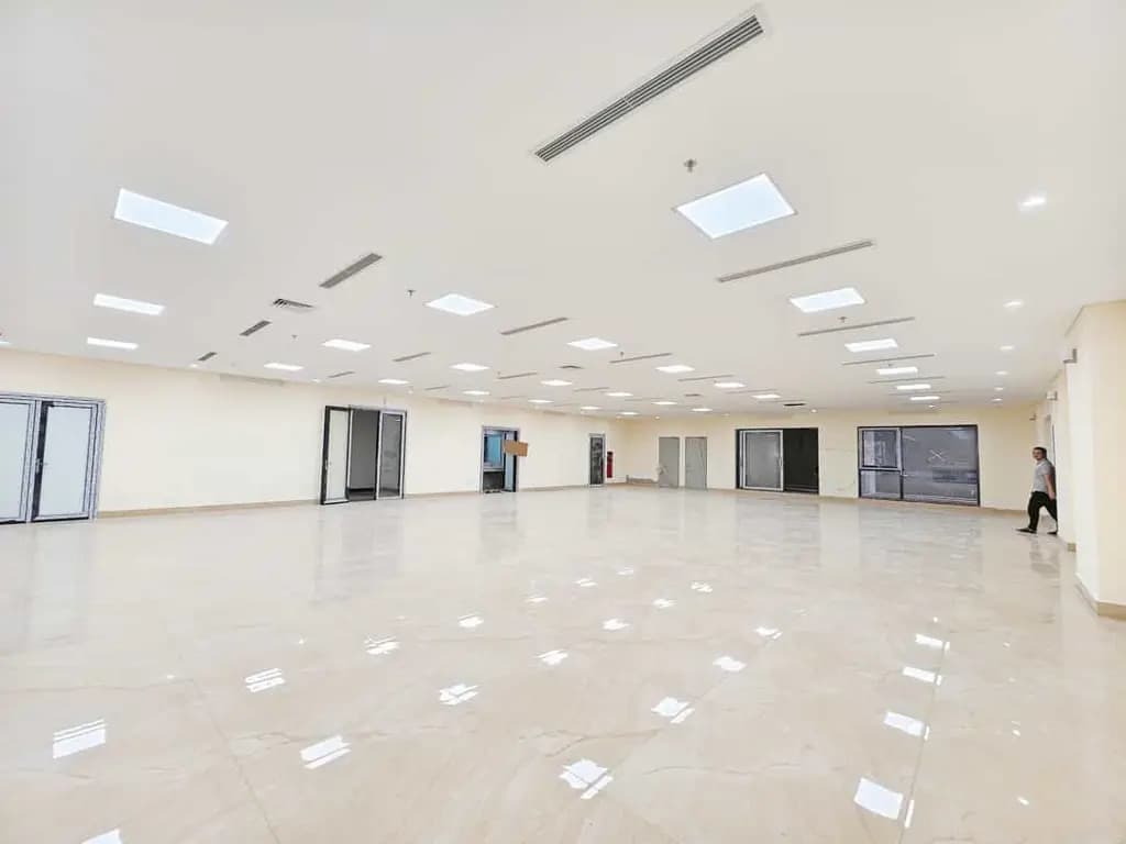 Main-MẶT BẰNG THƯƠNG MẠI 350M² TẦNG 1 LÔ GÓC MẶT TIỀN, VỊ TRÍ ĐẮC ĐỊA  NHẤT TẠI LÊ VĂN LƯƠNG-2