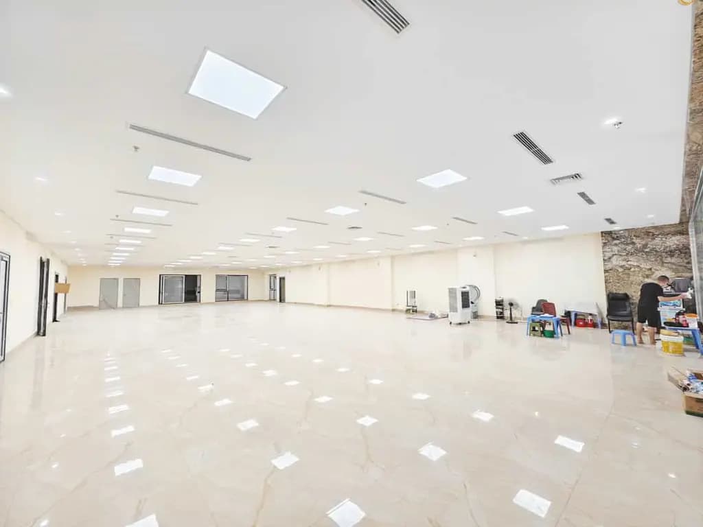 Main-MẶT BẰNG THƯƠNG MẠI 350M² TẦNG 1 LÔ GÓC MẶT TIỀN, VỊ TRÍ ĐẮC ĐỊA  NHẤT TẠI LÊ VĂN LƯƠNG-4