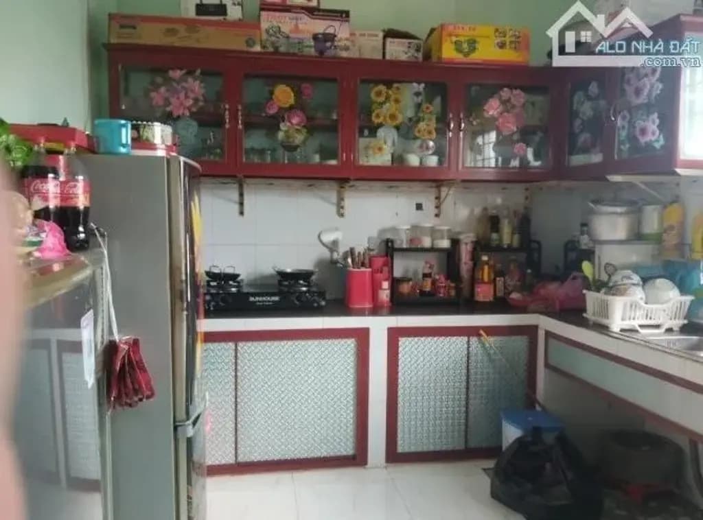 Main-Nhà BÁN TẠP HÓA MẶT TIỀN Rộng 10m. Gần CẦU AN HÓA KCN PHÚ THUẬN. Có CHỖ ĐẬU XE 7 Chỗ FULL THỔ CƯ-5