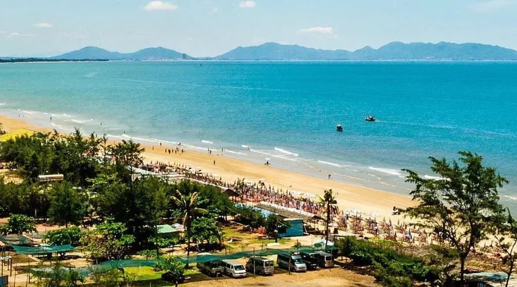 Main-GIẢM GIÁ 35% KHU RESORT+ HOMESTAY Rộng 3.500m2. LƯNG DỰA NÚI MẶT HƯỚNG BIỂN Bãi Trước Vũng Tàu.-0