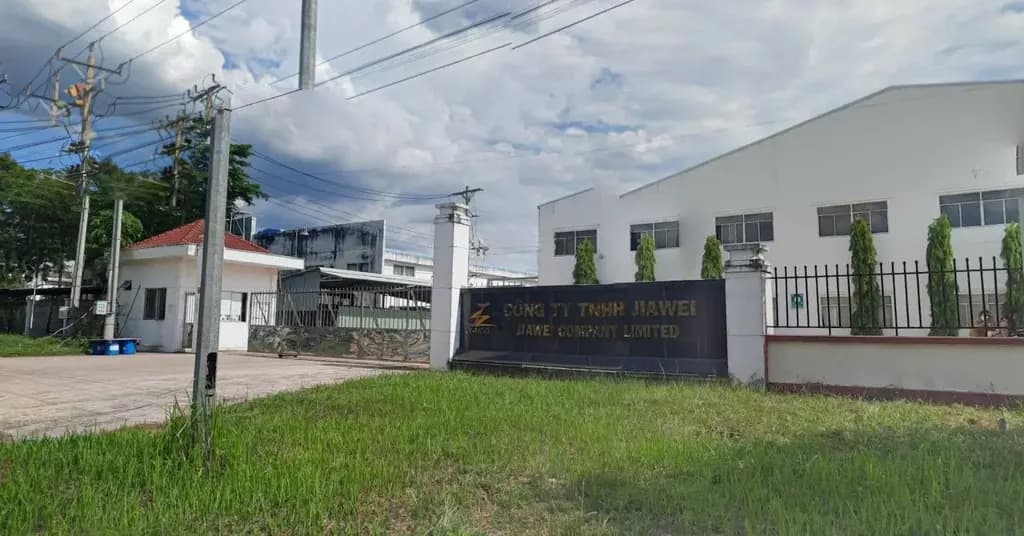 Main-[ KẸT TIỀN - BÁN GẤP ] LÔ ĐẤT 2200M2 NGAY KCN, MT ĐƯỜNG THÔNG 16M SÁT CHỢ DÂN ĐÔNG. GIÁ 180TR-4