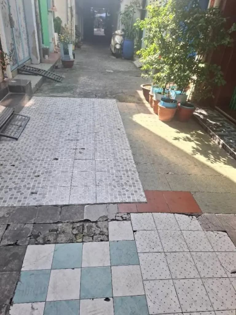 Main-Bán nhà đẹp mới xây, hẻm xe hơi thông thoáng Phùng Hưng, Q5-1