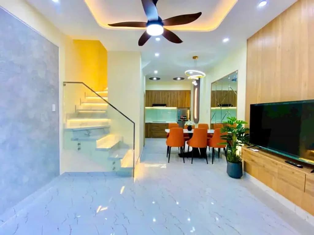 Main-GÒ VẤP – NHÀ ĐẸP 3 TẦNG, 4 PHÒNG NGỦ – ĐỐI DIỆN BỆNH VIỆN 175 – CHỈ 4,98 TỶ! NGUYỄN KIỆM-0