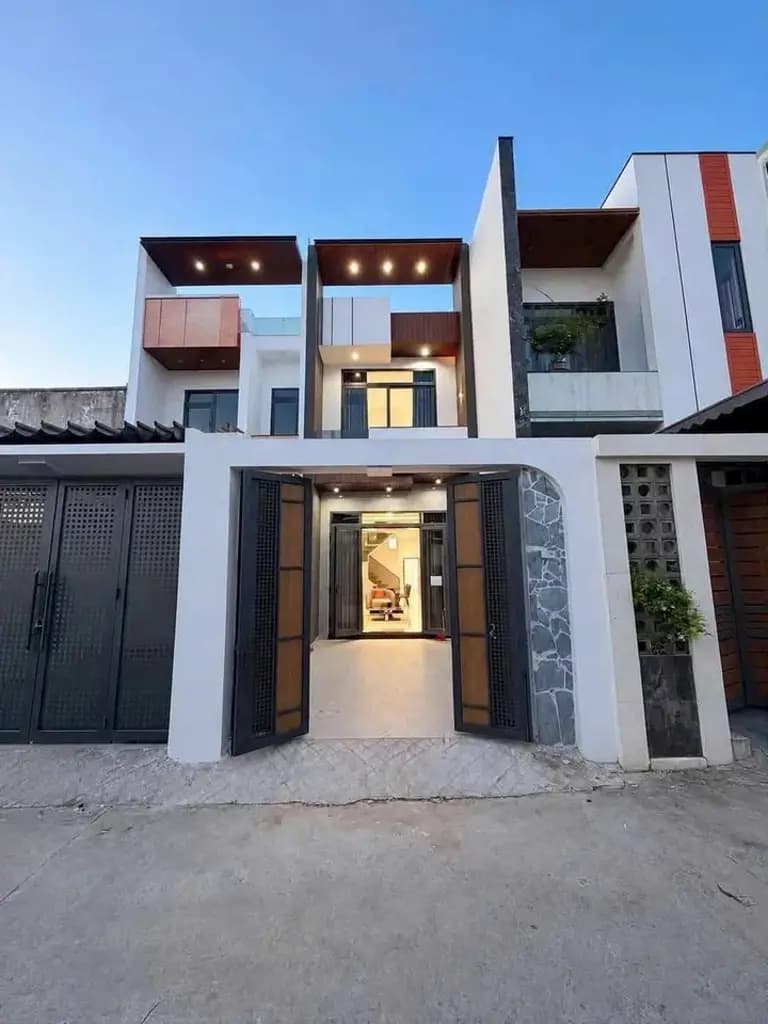 Bán nhà sổ riêng thổ cư hoàn công 1 lầu 1 trệt phường Tân Hiệp