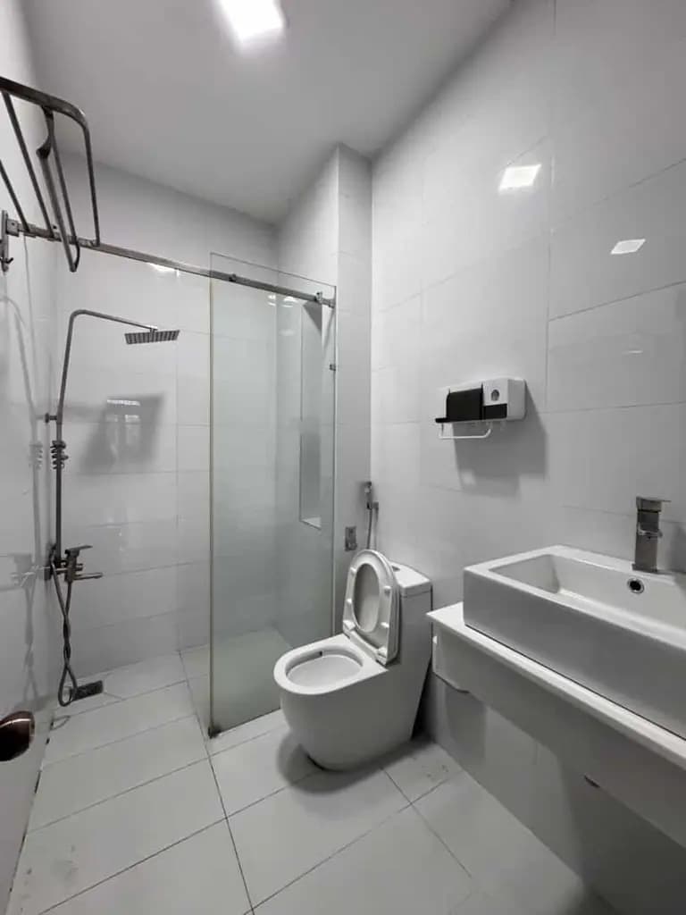 Main-BÁN NHÀ HẺM 332 PHAN VĂN TRỊ – PHƯỜNG BÌNH LỢI TRUNG – 75M² – 4 TẦNG – Ô TÔ NGỦ TRONG NHÀ – 12,3 TỶ-3