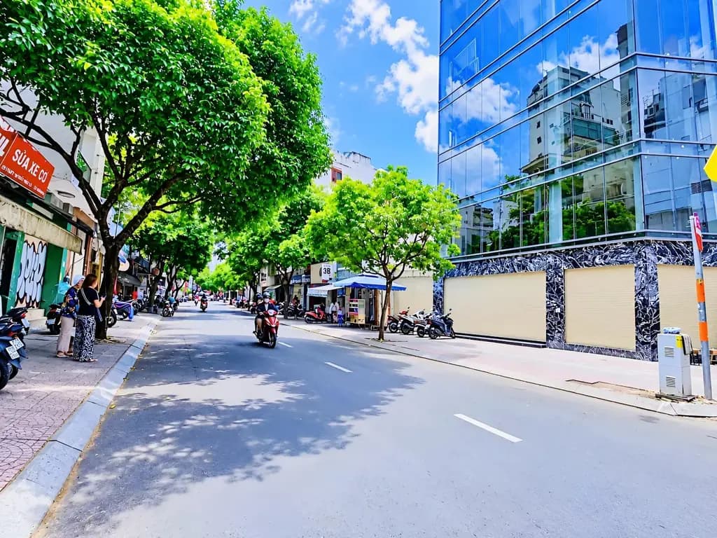 Main-❇️❇️ Cho Thuê Nhà GÓC 2MT: 121 Lê Thị Riêng - Quận 1 - 15.5x7m, hầm, 6 tầng-2