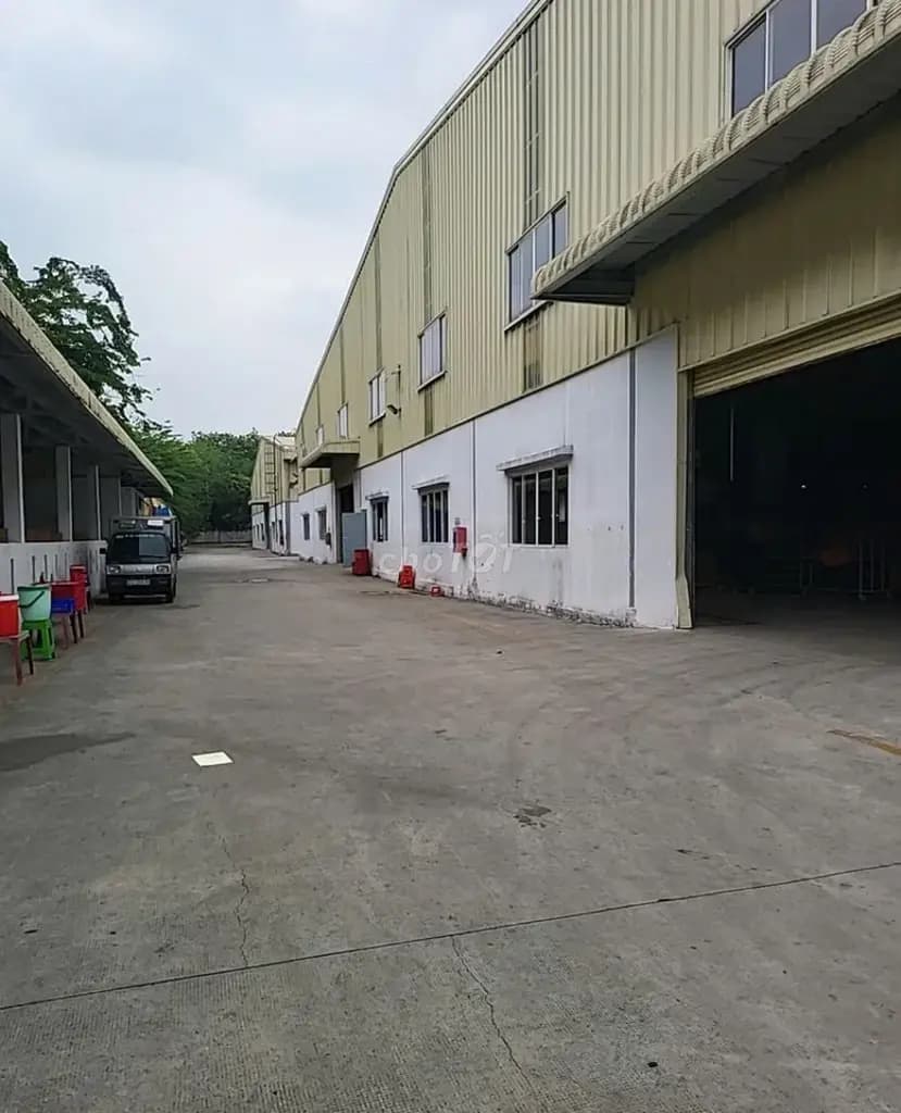 Main-Xưởng 3380m2 Ngay KCN Nam Tân Uyên PCCC tự động , G.tờ đầy đủ ,S.X 24hlhhhhh-0