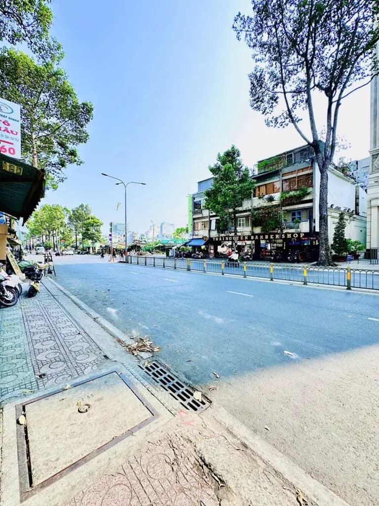 Main-❇️❇️ Cho Thuê Toà Nhà Mặt Tiền: 443-445 Lê Hồng Phong - Quận 10 - 21x50m, hầm, 10 tầng-2