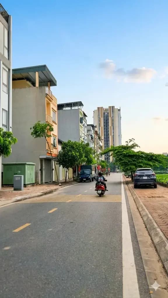 Main-BÁN ĐẤT ĐẤU GIÁ VIỆT HƯNG 74M2, MT 8m, VỈA HÈ Ô TÔ TRÁNH, MẶT CÔNG VIÊN- 16.3 Tỷ-1