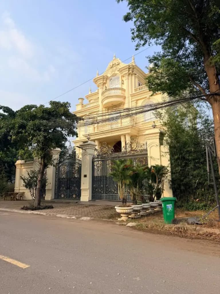 Bán nhanh đất nền Diện tích 445m2, KDC Thời báo kinh tế, đường Bưng Ông Thoàn, q9