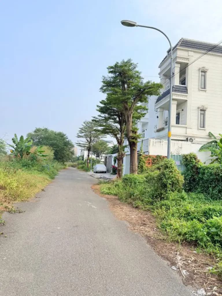 Main-Bán nhanh đất nền Diện tích 445m2, KDC Thời báo kinh tế, đường Bưng Ông Thoàn, q9-2