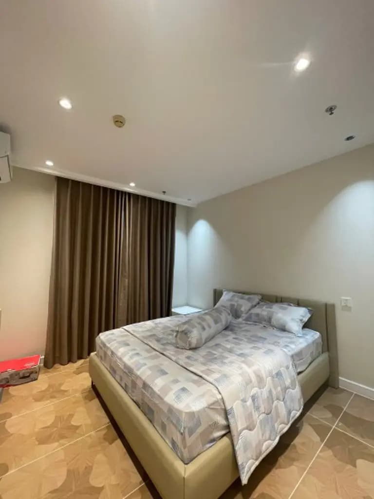 Main-Cho thuê Penthouse Docklands Nguyễn Thị Thập - View Quận 1 Đẹp Thoáng-4