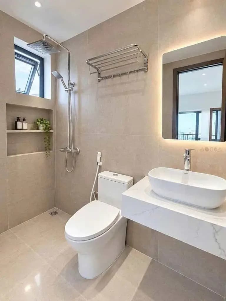 Main-Chủ Cần Bán CH Giá Yêu Thương Hùng Việt, Giá 1 Tỷ 720, DT 86,8m², 2PN2WC, Nội Thất Tặng Khi Mua, SHR-5