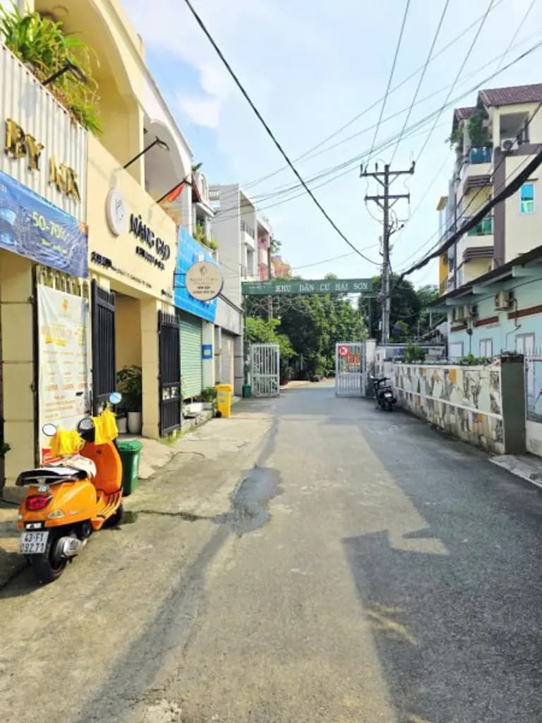 Bán Nhà Hoàng Diệu 2, Thủ Đức - 2 Lầu, Đường Ô Tô - Giá 5,x Tỷ