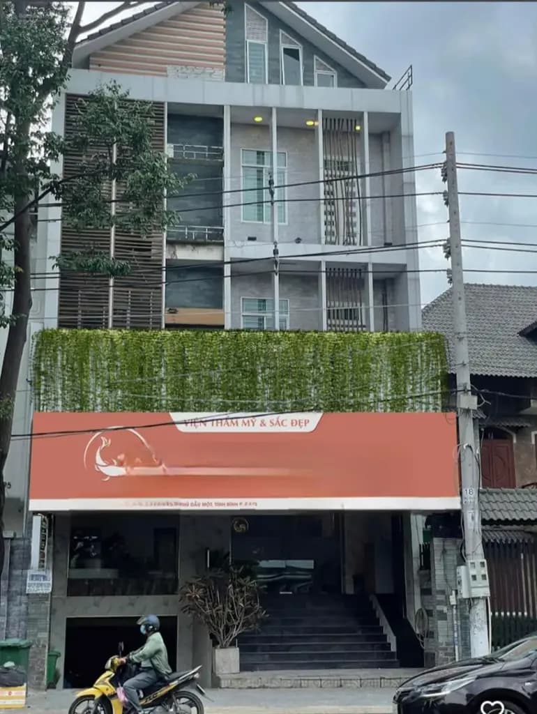 Main-Cho thuê nhà diện tích 8x18m, 3 lầu mặt tiền 30/4, ngay vòng xoay Gò Đậu-0