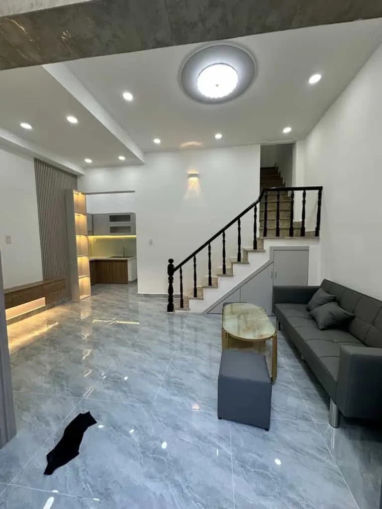 BÁN NHÀ 3 TẦNG NỞ HẬU – 3PN – GẦN MẶT TIỀN NGUYỄN DUY, QUẬN 8