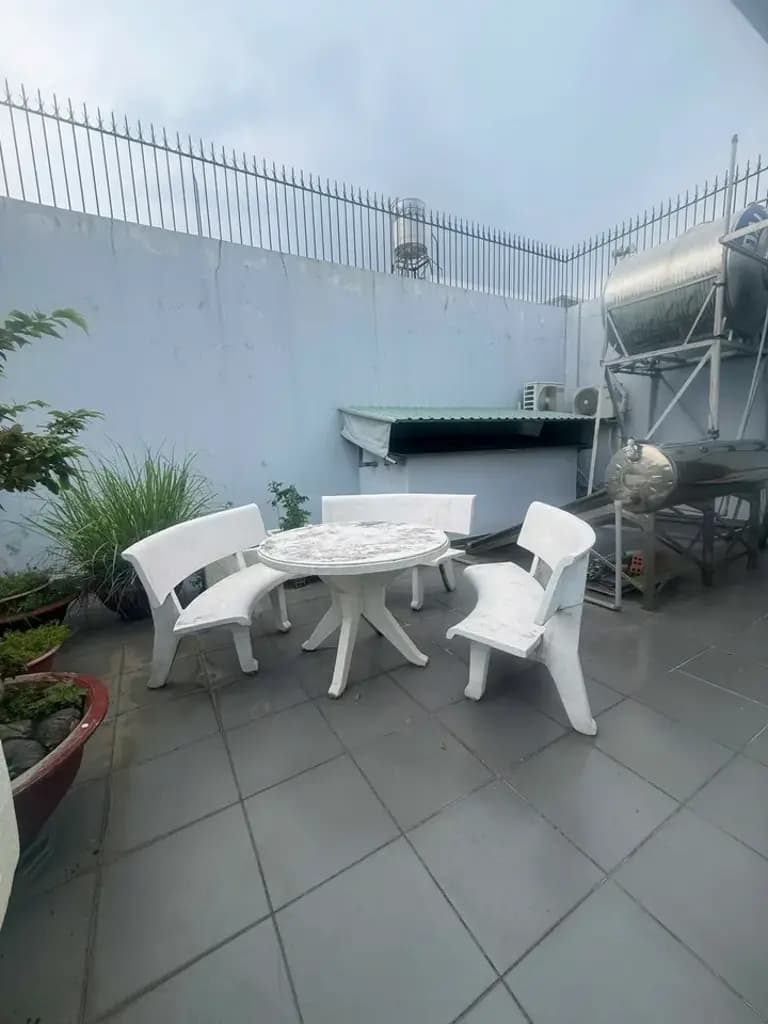 Bán nhà 3 tầng diện tích 154m2, hẻm xe hơi 8m, đường Lã Xuân Oai, Quận 9, Tp Hồ Chí Minh