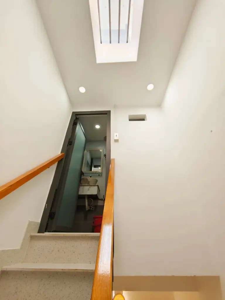 Main-7 TỎI/43M2, HẺM XT CẦU BÔNG, NGANG 3.8M, 3PN, CÁCH Q.1 ĐÚNG 1 CÂY CẦU-3