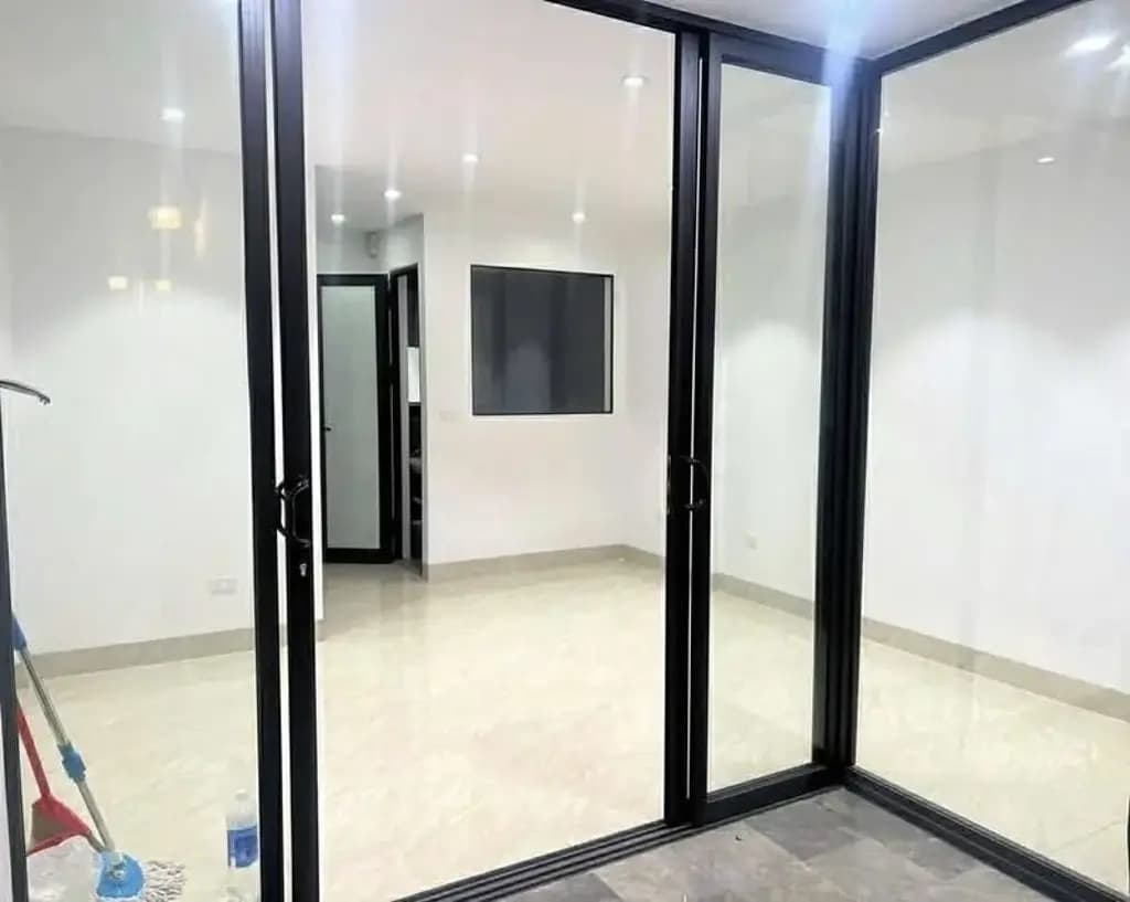 Main-Cho thuê Nhà riêng 6 tầng thang máy - giá 11 triệu tại Phường Gia Thụy Quận Long Biên Hà Nội-1