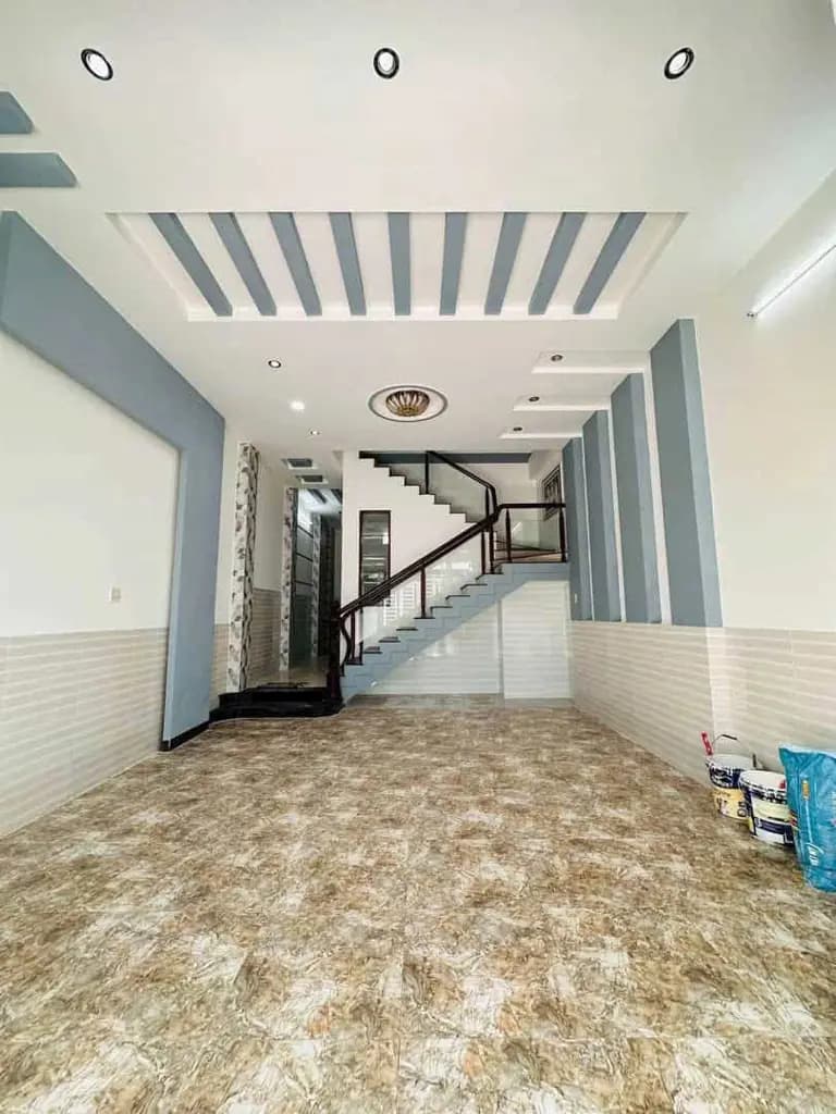 Cho thuê nhà khu dân cư hưng phú 1 gần siêu thị go 3 phòng ngủ mới giá 10 triệu