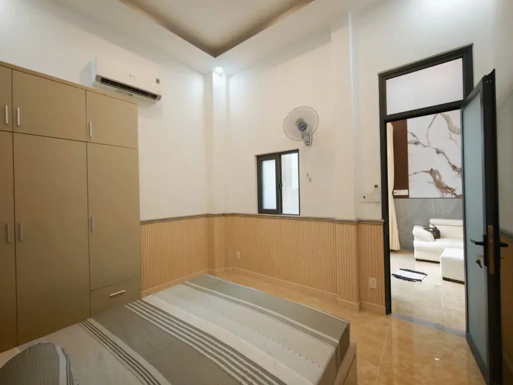 Main-PHẠM VĂN ĐỒNG, HẺM XE HƠI QUAY ĐẦU - SIÊU DIỆN TÍCH 80M2, NGANG 10M-3