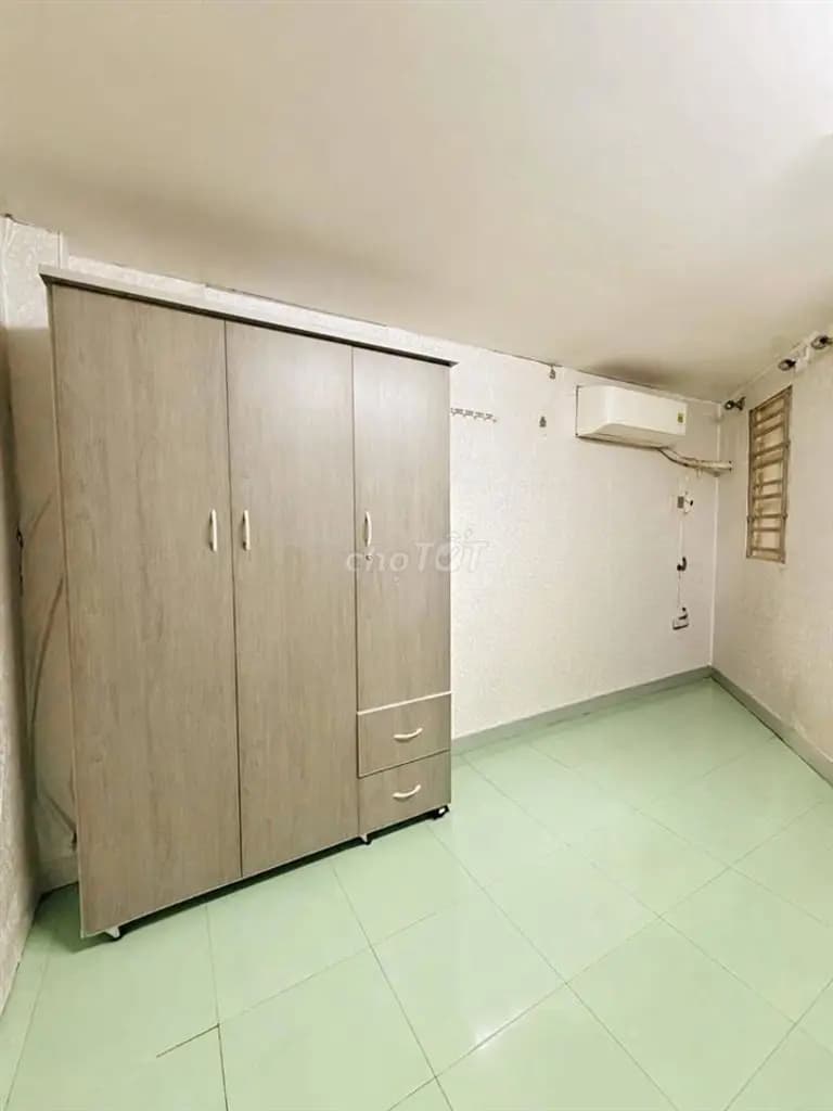 Main-MẶT TIỀN PHẠM VĂN ĐỒNG, MẶT SAU HXT, DT 30M2 x 3 TẦNG BTCT-1