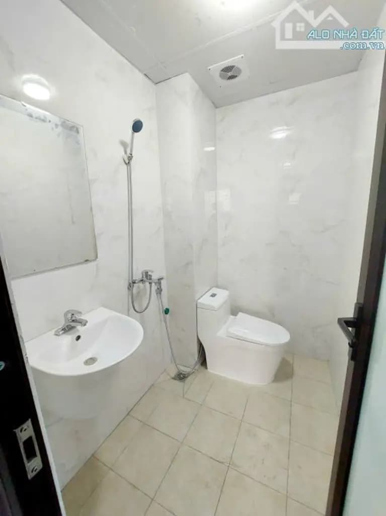 Main-Cho thuê văn phòng 100 m2 tại Nguyễn Xiển, Gần Ecogreen-4