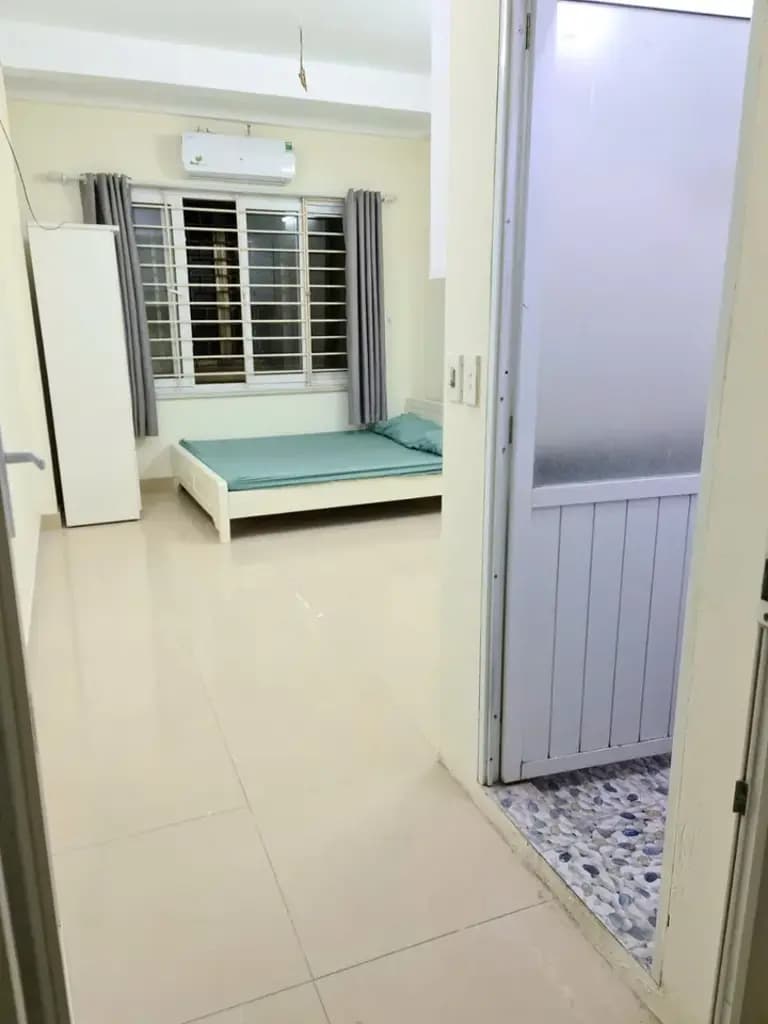 Main-Cho thuê Ccmn 24m rẻ đẹp thoáng ngõ 221 Tôn Đức Thắng Đống Đa-1