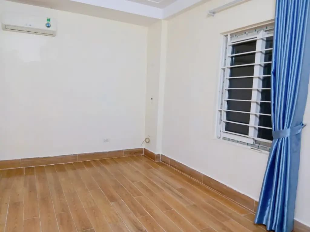 Main-Cho thuê nhà ngõ 191 PHẠM VĂN ĐỒNG. 12 triệu/tháng.Ưu tiên: Hộ gia đình, VP nhỏ, KD Onl, Nhóm đi làm-4