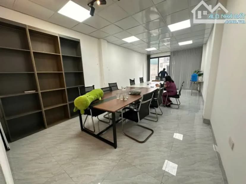 Cho thuê văn phòng Mỗ Lao - Vũ Trọng Khánh 50 m2/tầng, sàn thông , đường rộng