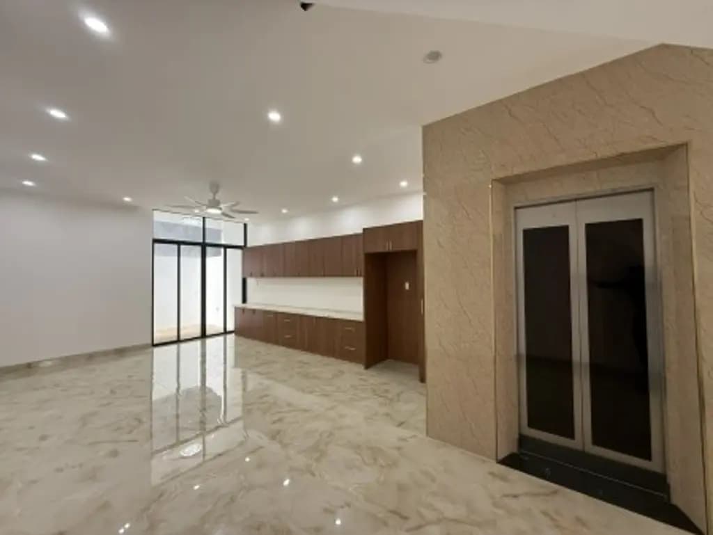 Main-Bán nhà phố full nội thất sẵn sổ, dự án Thành Phố Cà Phê-0