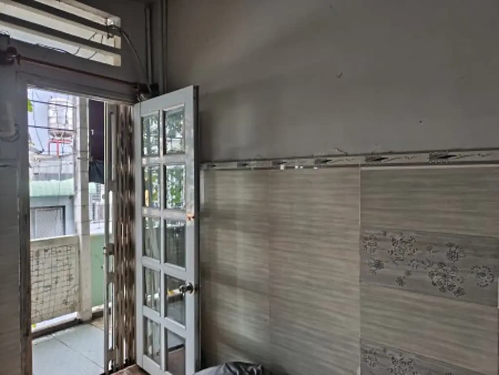 Main-Chỉ 5tr ,căn hộ lầu 4 50m2 chung cư Nguyễn văn lượng 2 số 417 Thống nhất Gò Vấp-1