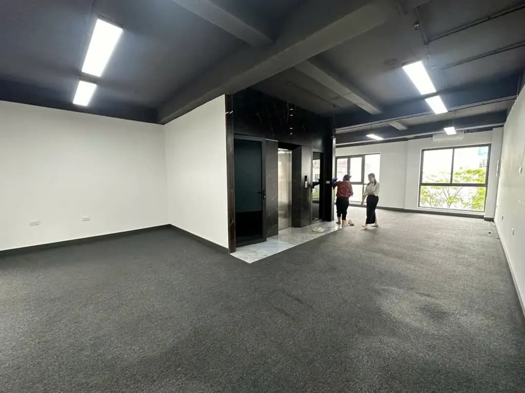 Main-Cho thuê văn phòng Làng Việt Kiều Châu Âu, 90m2/tầng sàn thông đẹp như ảnh-0