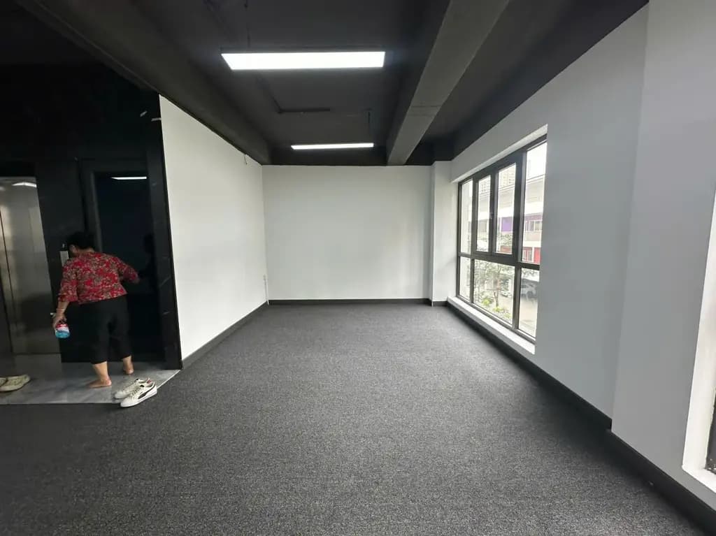 Main-Cho thuê văn phòng Làng Việt Kiều Châu Âu, 90m2/tầng sàn thông đẹp như ảnh-4
