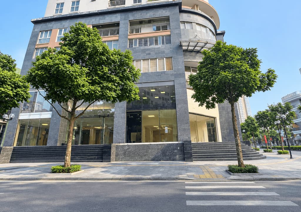 Main-CHO THUÊ MẶT BẰNG 480m2 TẦNG 1 CHUNG CƯ TẠI TRUNG KÍNH, MT CỰC RỘNG VỊ TRÍ ĐẮC ĐỊA-0