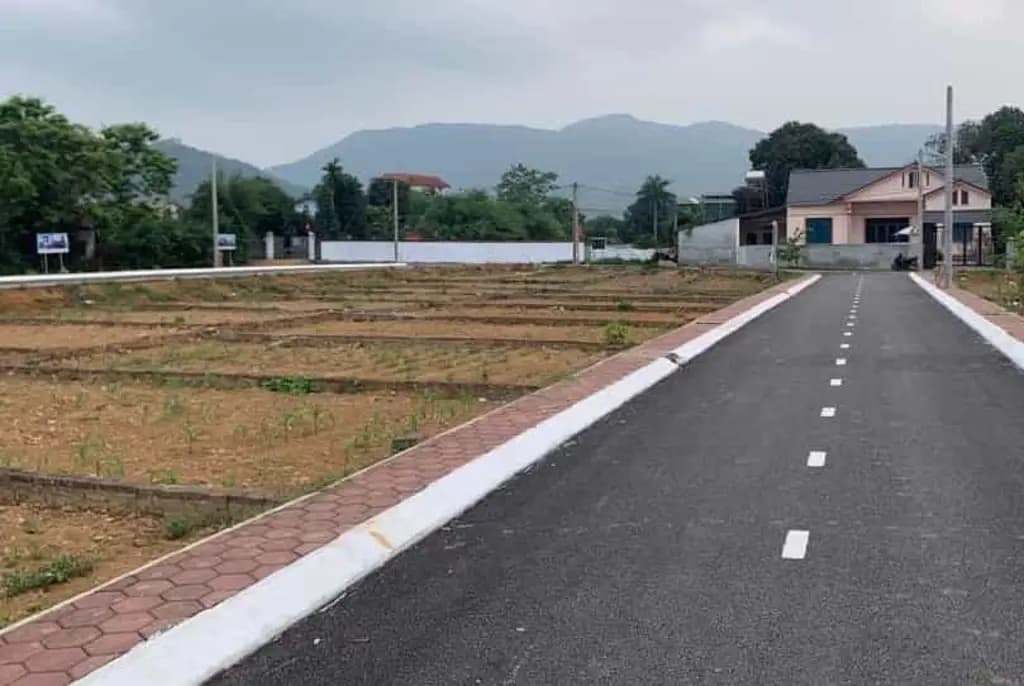 Main-BÁN ĐẤT TT ĐỒNG NAI - XÃ ĐỒI 61 - GIÁ TỐT CHỈ 3 tỷ 980 triệu - FULL THỔ CƯ -DT 100m2 - SHR!-3