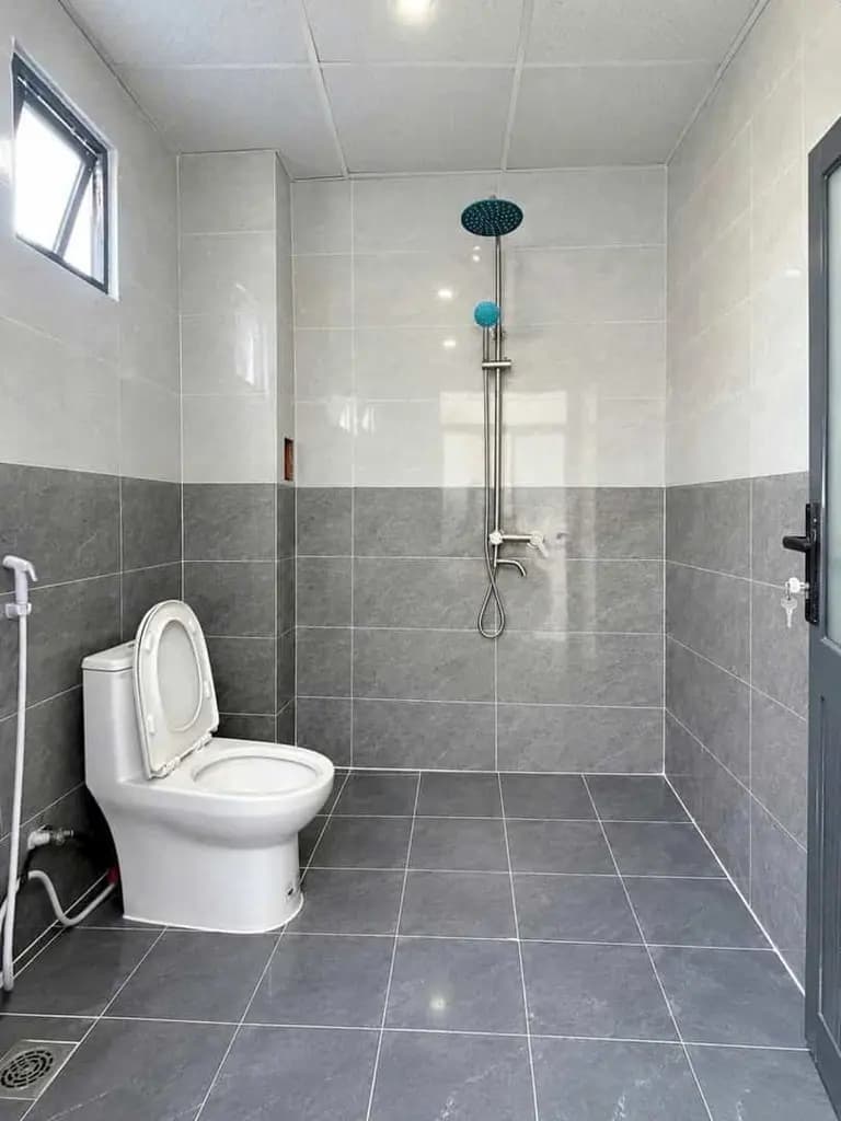 Main-BÁN NHÀ LẦU NGAY GẦN BỬU LONG, CHỈ 700 TR SỞ HỮU NGAY.-4