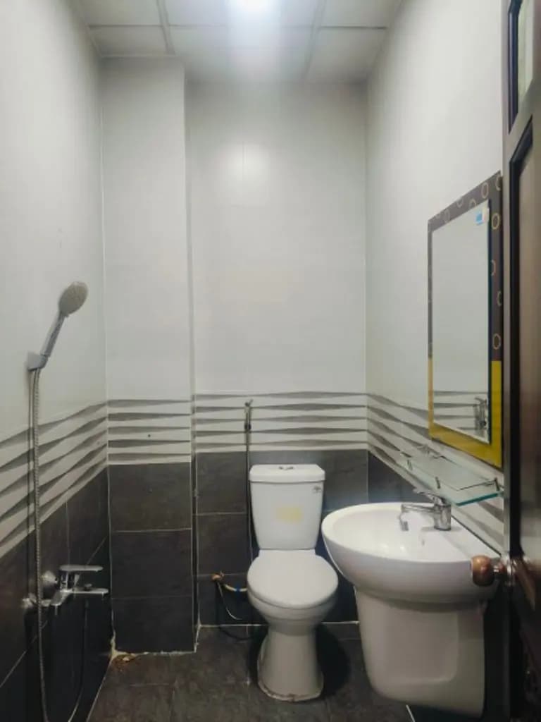Main-Sát quân 1-Cách cầu Nguyễn Văn cừ 2 phút -Dương bá Trạc q8-5.9tỉ-Có ngay nhà ở liền-3