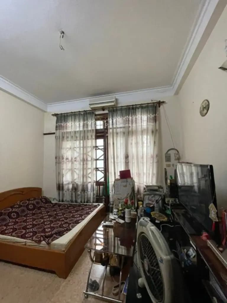 Main-Bán 90m - 4 Tầng - 4.3m.Mặt Tiền.( Nguyễn Khang ) Cầu Giấy-2