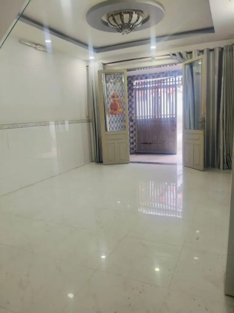 Main-Sát quân 1-Cách cầu Nguyễn Văn cừ 2 phút -Dương bá Trạc q8-5.9tỉ-Có ngay nhà ở liền-1