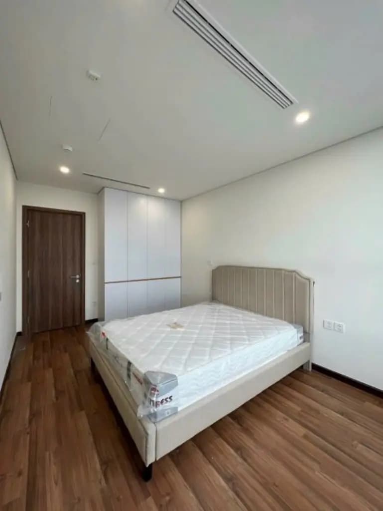 Main-Mình có quỹ các căn bên Mipec cần cho thuê 2 ngủ full đồ giá từ 16 triệu,3ngủ từ 25 triệu-5