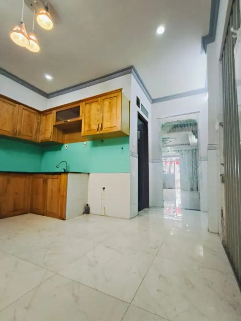 Main-Sát quân 1-Cách cầu Nguyễn Văn cừ 2 phút -Dương bá Trạc q8-5.9tỉ-Có ngay nhà ở liền-4