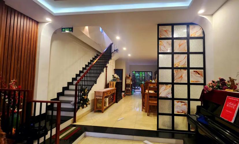 CẦN BÁN GẤP VILLA 4 TẦNG – KHU PHỐ TÂY CHẾ LAN VIÊN – CÁCH BIỂN CHỈ 150M