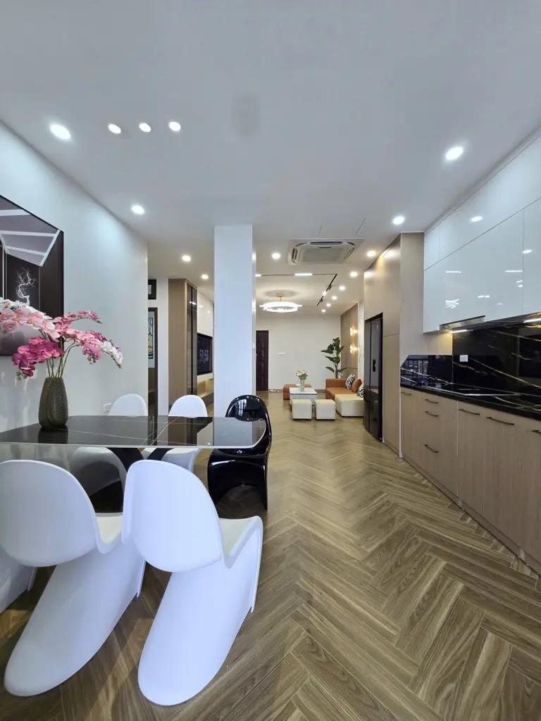 Main-71 Nguyễn Chí Thanh | 94m2 - 3PN 2VS - Full Đồ Cao Cấp, Sát Hồ Ngọc Khánh - Giá 9.6 Tỷ-4