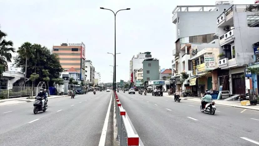 MẶT TIỀN KINH DOANH DƯƠNG QUẢNG HÀM – 4 TẦNG BTCT – DÒNG TIỀN 23 TRIỆU/THÁNG