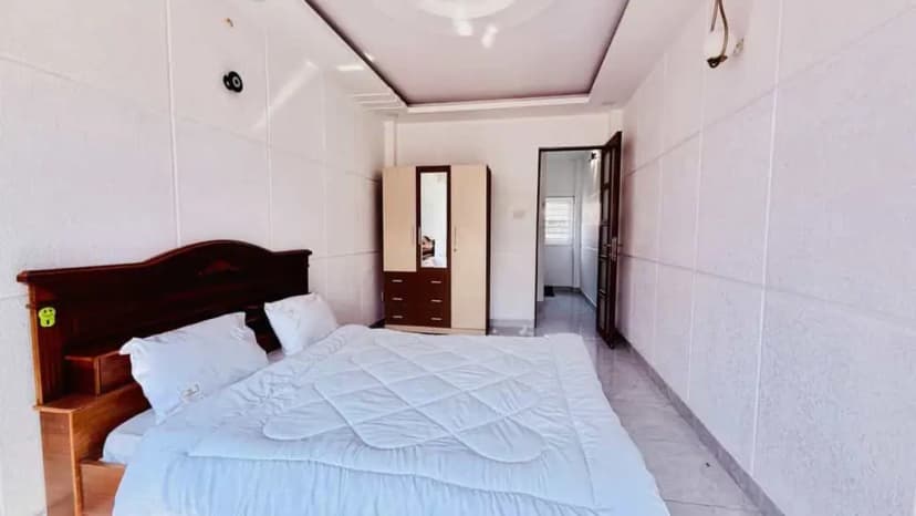 NHÀ 5 TẦNG KHU VIP PHAN XÍCH LONG – GẦN BV HOÀN MỸ – CHỈ 6.8 TỶ
